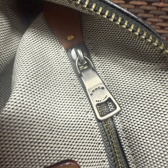 coach Disney X Coach Turnlock Wristlet 30 In Signature Patchwork 33052 - Picture 7 of 10